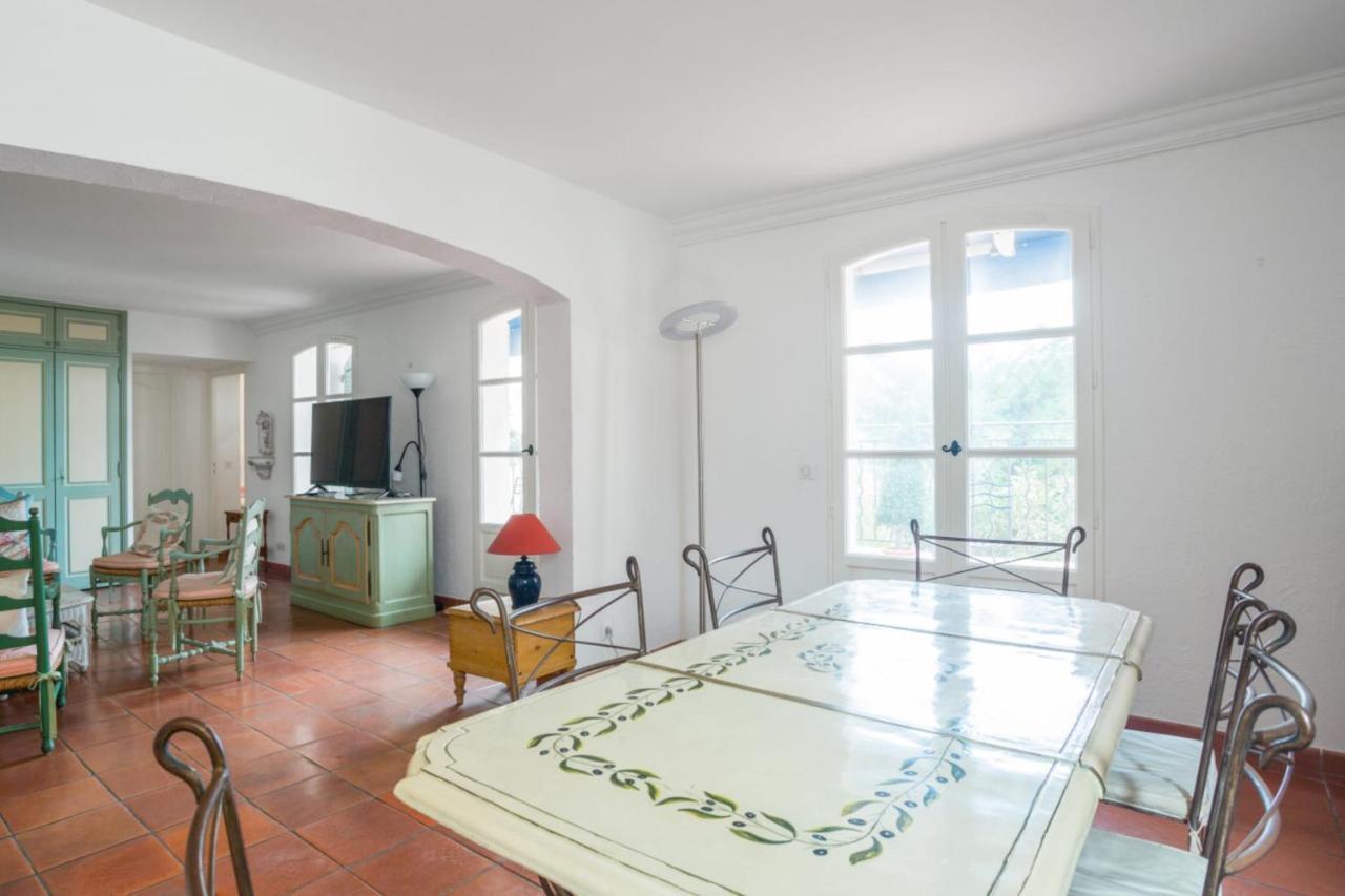 La Terrasse Des Remparts - Welkeys Appartement Antibes Buitenkant foto